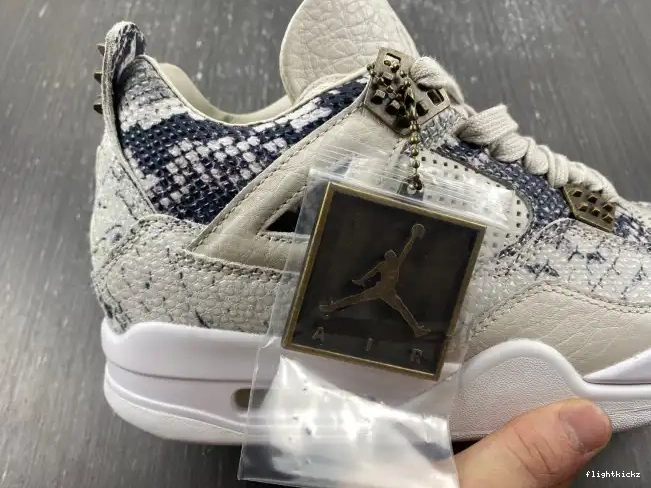 Jordan 819139-030 Snakeskin 4 Retro 0704